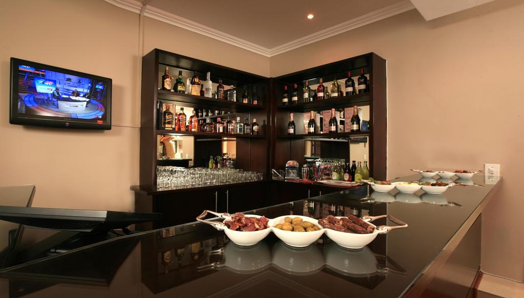 The Destiny Hotel Johannesburg Buitenkant foto